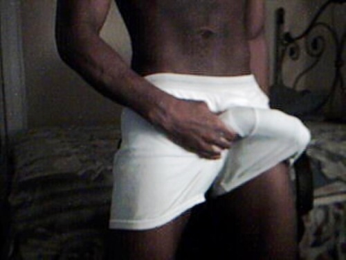 shinningrainbow:  HHDC 