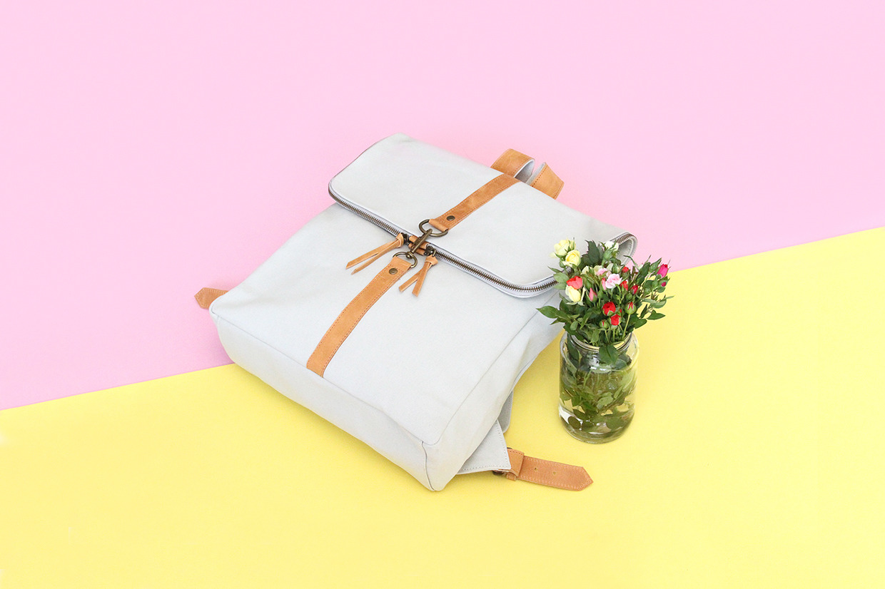 thedsgnblog:  Empatía.    |    http://helloempatia.com “Kadü is the new backpack