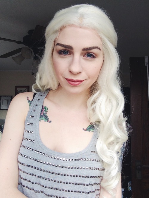 hjsteele:  Another round of “favorite cosplay makeup selfies”!   (Courtney gets in here because I did her makeup and she looked HELLA and gorgeous)