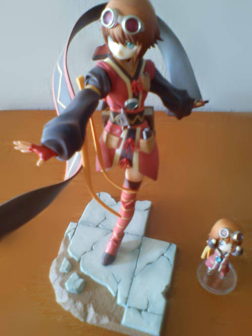 abysselia:—————-GIVEAWAY!The prize: A Rita Mordio 1/8 Alter figure. Taken out of the package as you 