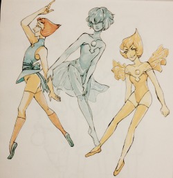 kyotemeru-arts:  more pearls means more birbs