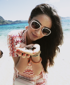 ronsweasleys:  Shay Mitchell - Trip to Macau, Hong-Kong, Manila, Philippines, Makati, Palawan (December 2012) 