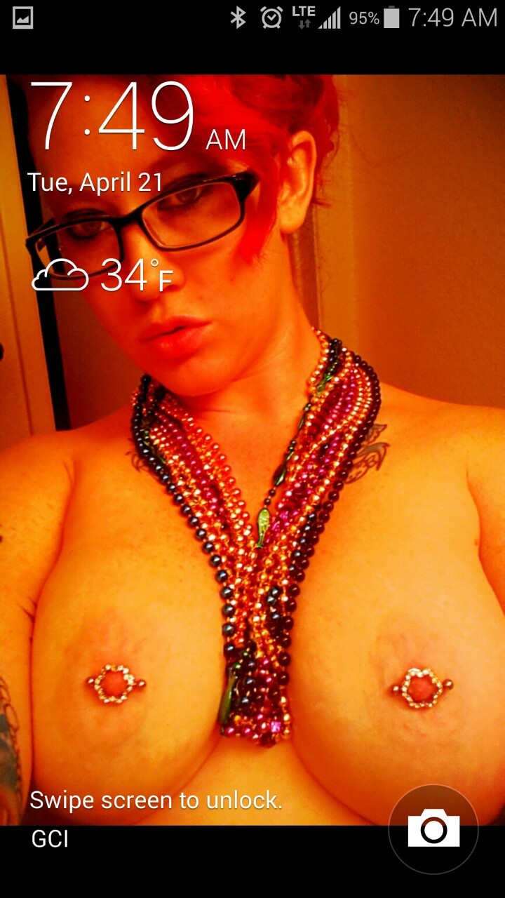 ashley69420:  krazycouple:  Damn love a woman in glasses ashley69420  Yay! ;)