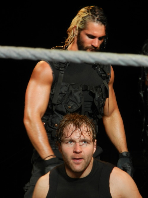kevde87:  twinambrose:  @jkriver asked me to post these from her show in peoria, so credit her if using..Go follow her she’s new here;)  cannot stop laughing  3rd one looks like hes about to put a giant dick in his mouth hahahaha 