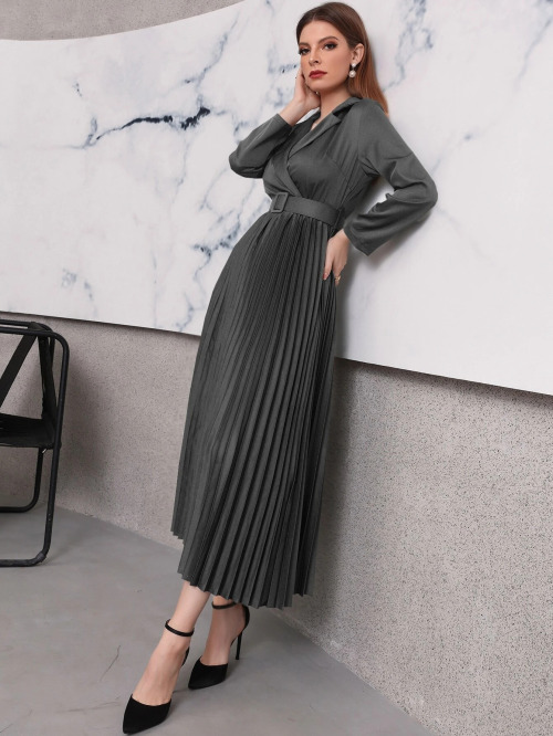 Simply super shirt-waist dress with pleated skirt