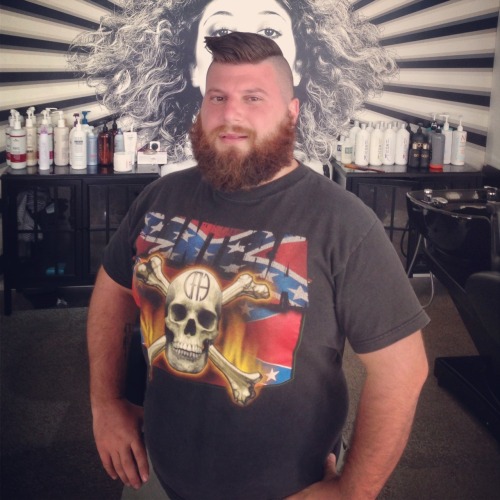 thebigbearcave:  I like the bearjew ♥