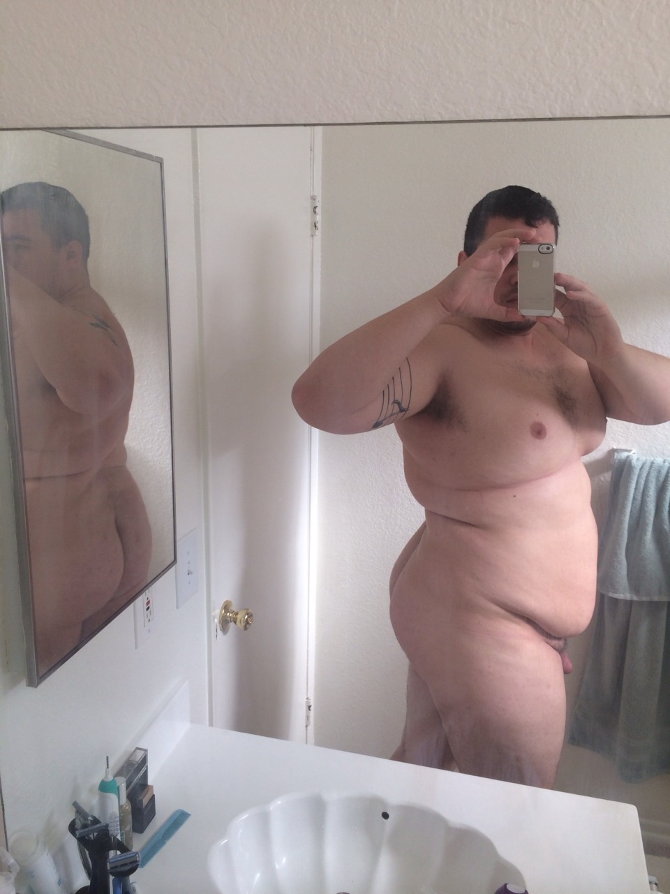 sandfda90:  My body is weird looking lol 