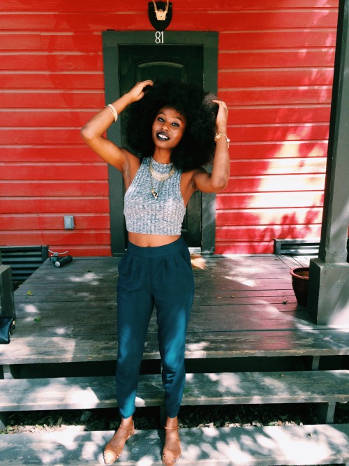 blackandkillingit:  BGKI - the #1 website to view fashionable & stylish black girls shopBGKI today