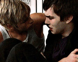 evan-stoned:  i’ll go down with this ship  maxxie oliver and tony stonem 