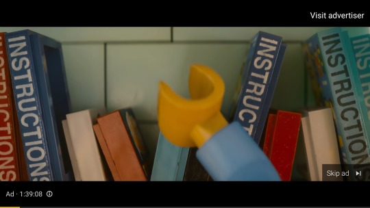 perichristmas: roseystims:  roseystims:  hey heads up if you get a youtube ad that’s chris pratt telling you not to skip, take his advice. it’s an ad for the Lego Movie 2 that literally plays the entire first movie    