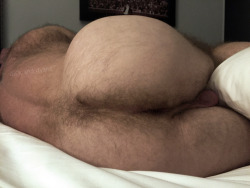 chinchoso:  oofahpapa:  dickandduane:  Sleeping