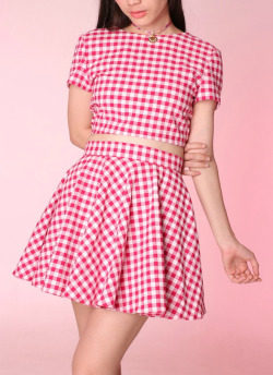 nymphetfashion:  Red Gingham Set 