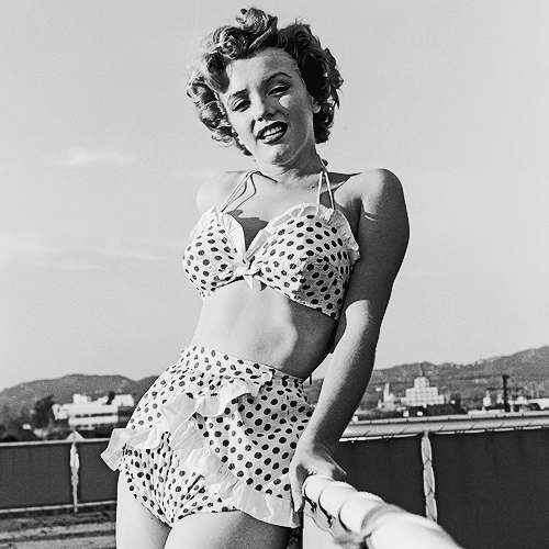 beauvelvet:  Marilyn Monroe, 1951. 