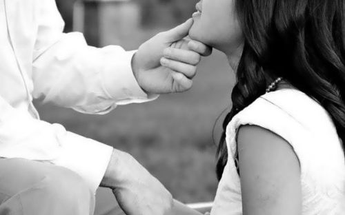 this and a kiss on her forehead…two very simple actions done in silence that speaks louder th