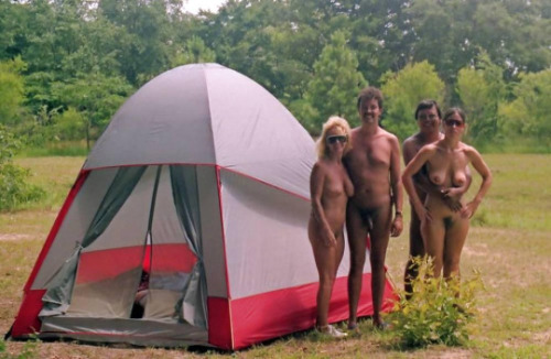 sunshineandhealth:healthy-sexualty-and-beach:Nude campingOne of my favorite alternatives, when we do