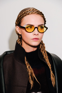 mulberi:  Cara Delevingne // Fendi F/W 2012