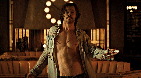 radcliffe:Chris Hemsworth in Bad Times at the El Royale (2018) dir. Drew Goddard