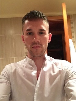 MALE - ESCORT JOSHUA SAMUELE http://www.GayRomeo.c