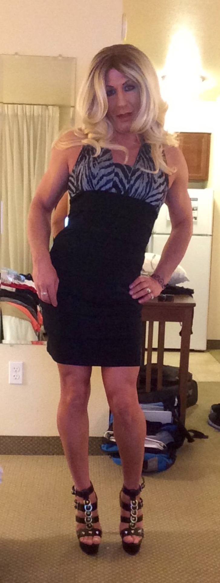 trans-amee:  I dressing up for you!!!  Sneak peek! More to cum!!