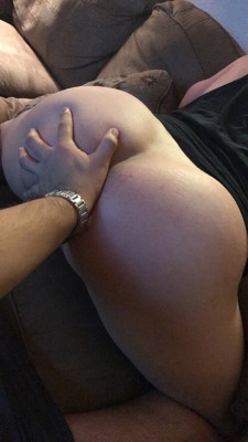 asstonparker:  See more videos and pics of my fat Latin ass on MeanBoyz.comm For everyone who keeps asking how they can get access to Meanboyz.com to see my fat wobbly ass get used you have one of two options: •Download Venmo app📲, find my profile