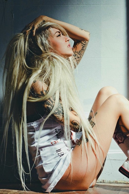 lovelyinkedbabe:  Follow me lovelyinkedbabe.tumblr.com Check out inked girls