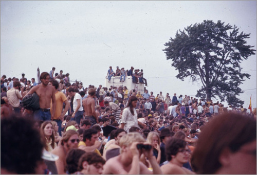 60s-girl:  the-point-of-sanity: Woodstock, 1969  I wish I was a teenager in the 60s. I don’t care what anybody says, the sixties were literally the best time to grow up ever. The baby boomers truly were the luckiest generation.  