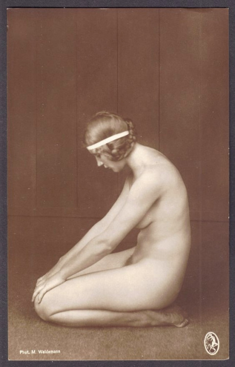 by Magnus Weidemann, 1930