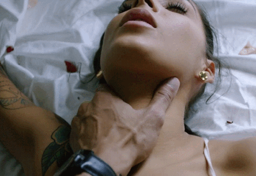 yourhornyprincesss: favorite kind of touch