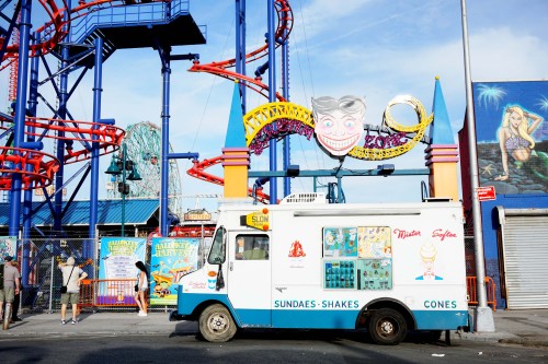 back to summer. coney island. brooklyn. new york. 26 09 2015. 