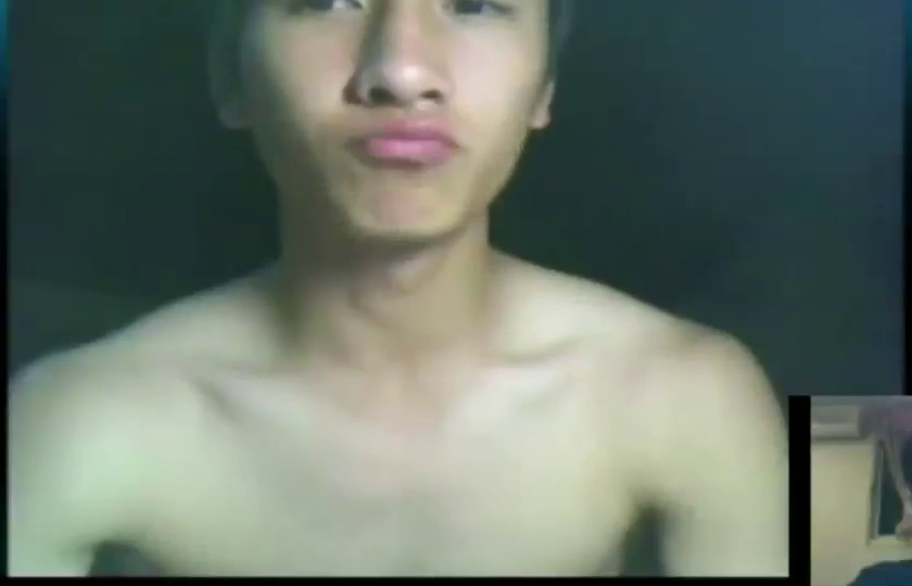 byrankhoo:  hbst:  Horny cutie!  Who is he?? so cuteee.. Singaporean?