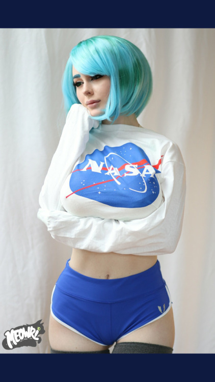 myweebass: Goddamn, she’s so damn gorgeous
