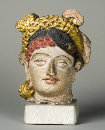Head of Noble Lady, art from Gandhara