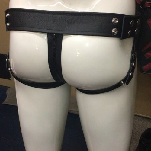 kilt-this:  Spent yesterday creating this  beauty. Want one? Hit me in the DMs. @isaiahinseattle #custom #leatherjock #zipper included #sexy #leather #mens #jockstrap #madeinamerica #seattle #fashion #nightlife #dancers #gogoboys #butts #handcrafted #bdsm