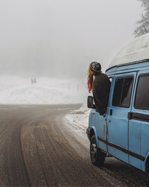 fromrusttoroadtrip: Ever wondered what the Plitvice Lakes National Park looks like under 5ft of snow