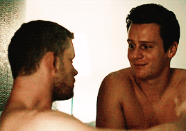 4skingods:Loving Russell Tovey