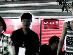 ohsehunnie1:  Sehun's Manga Body and Kai's Guns ❀‿❀ 