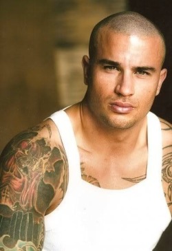 gaggers:  100% ACTIVE GAY PORN BLOG! WITH OVER 30,000+ FOLLOWERS STRONG! COME JOIN IN ON THE FUN! ;) http://gaggers.tumblr.com 
