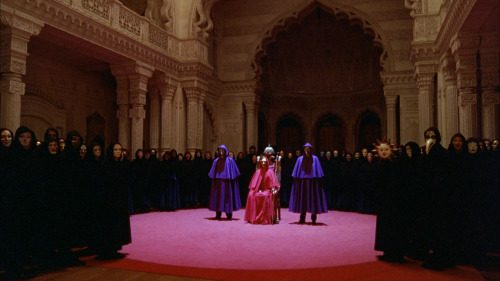 raysofcinema:  EYES WIDE SHUT (1999)Directed by Stanley KubrickCinematography by Larry Smith