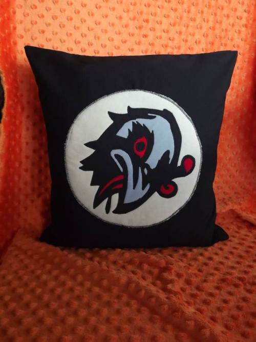 otlgaming:  BIOSHOCK INFINITE ‘VIGOR’ PILLOWS Jewels Cardosa of Calavera Craft Room spent 40 hours creating these 8 pillows based on the vigors in Bioshock Infinite. The cushions are ษ each and all but “Return to Sender" and “Charge"