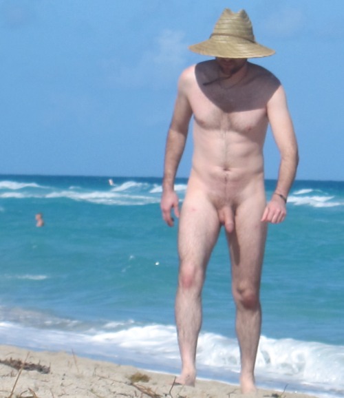 guyzbeach:  Thanks to Gregory M. for his submission ;-) Follow guyzbeach & send me your pictures !