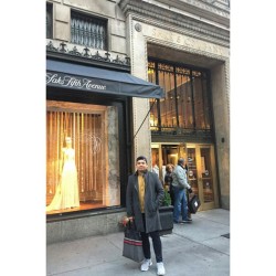 Saks Fifth Avenue 🇳🇾  Strolling 5th