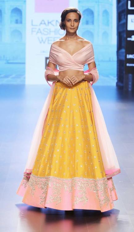 Anushree Reddy at Lakme Fashion Week 2016 (India) 