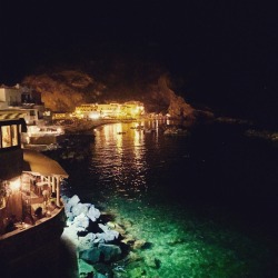 mementoauderesempervd:  #Ischia Island - S.Angelo night! 