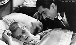 cassandravampstein:  Bela Lugosi and Christopher Lee. Oh this is just perfect!