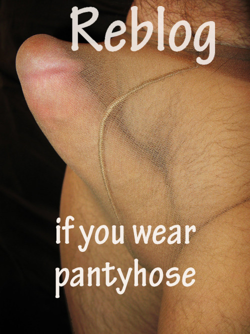 legsinhose:  sheerotic:  I loooooooove wearing pantyhose -Sheerotic  Oh yes I love pantyhose  einfac