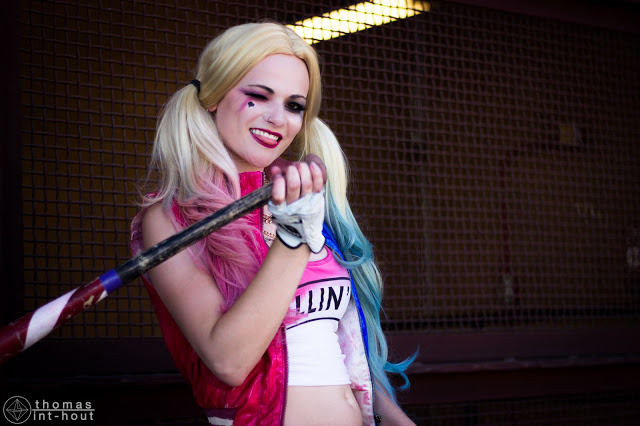 queens-of-cosplay:  Harley QuinnCosplayer:   ESKJ Shoes &amp; Art  Photographers:  