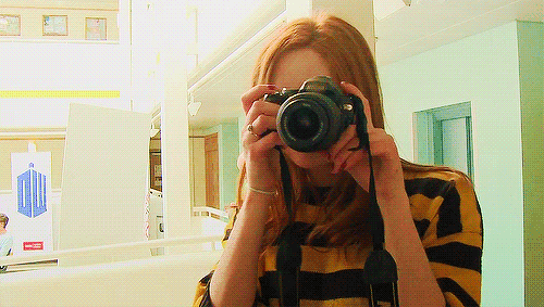 d-e-s-e-j-e-i:  I’m in shock, look I’ve got a blanket | via Tumblr no We Heart