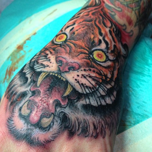 fyeahrealtattoos:  Jeff Gogue (@gogueart) 