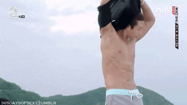 365daysofsexy: OMG JINWOON UNF 