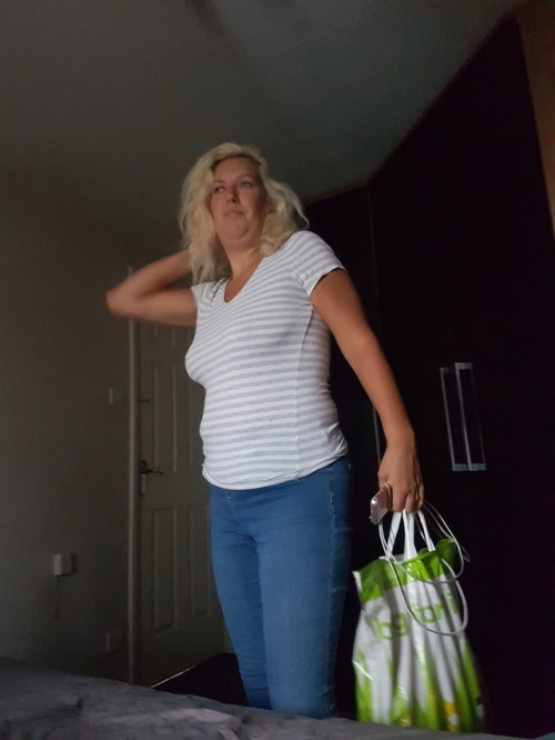 My Hot Unaware Wife